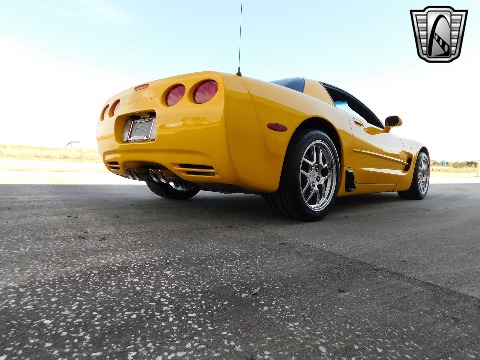 2003 Chevrolet Corvette image 25