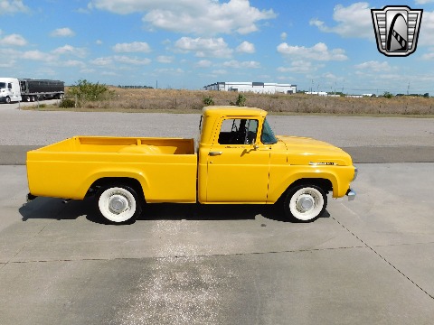 1958 Ford F100 image 14