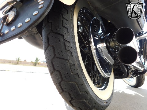 1992 Harley Davidson Heritage Soft Tail image 82