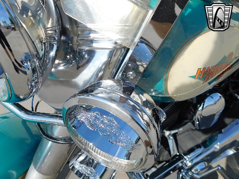 1992 Harley Davidson Heritage Soft Tail image 88