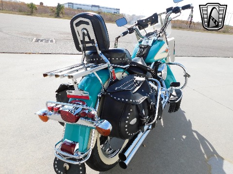 1992 Harley Davidson Heritage Soft Tail image 16