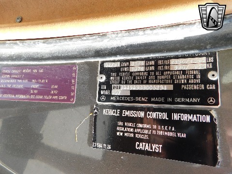 1981 Mercedes-Benz 380SL image 61