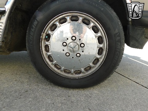 1981 Mercedes-Benz 380SL image 42