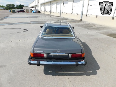 1981 Mercedes-Benz 380SL image 18