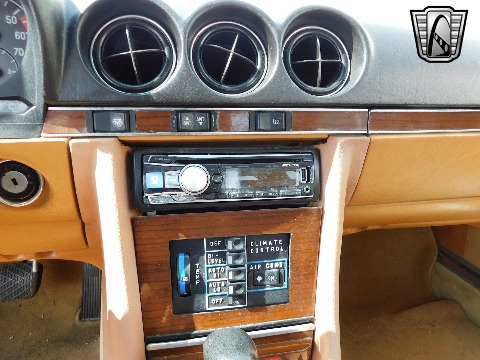 1981 Mercedes-Benz 380SL image 73