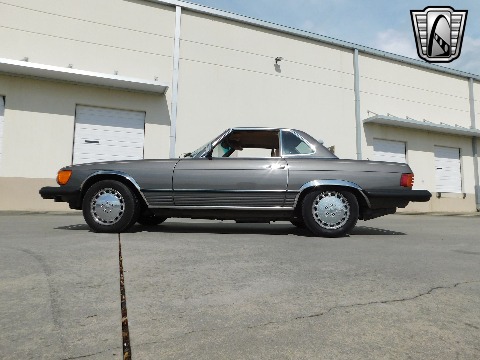 1981 Mercedes-Benz 380SL image 22