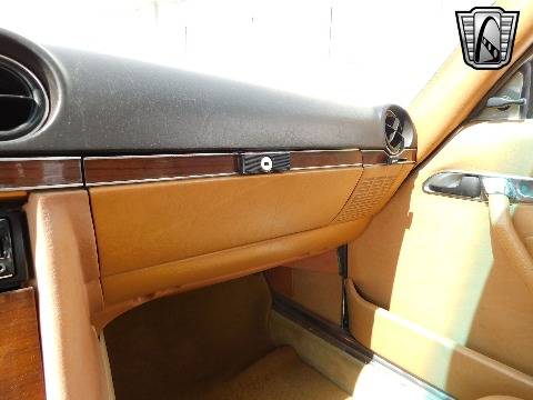 1981 Mercedes-Benz 380SL image 74