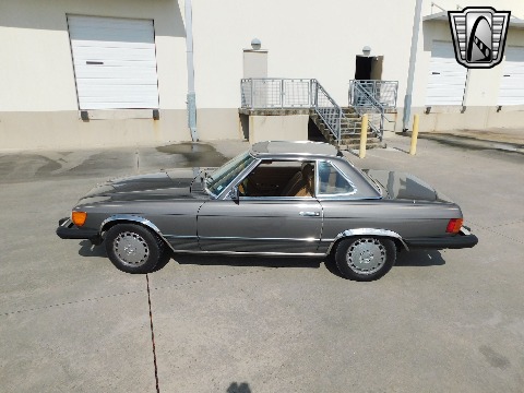 1981 Mercedes-Benz 380SL image 23