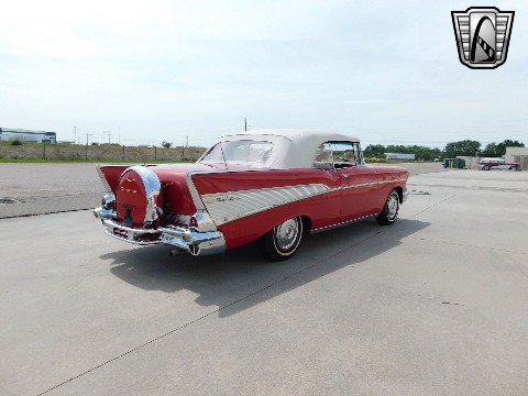 1957 Chevrolet Bel Air image 16