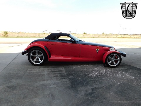 2000 Plymouth Prowler image 4