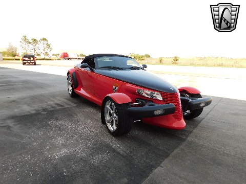 2000 Plymouth Prowler image 10