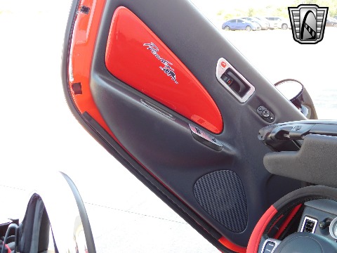 2000 Plymouth Prowler image 89