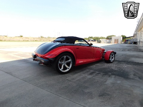 2000 Plymouth Prowler image 15