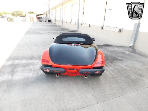 2000 Plymouth Prowler image 18