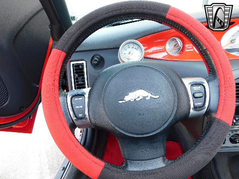 2000 Plymouth Prowler image 96