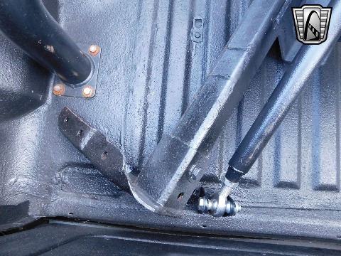 1991 Ford Bronco image 58