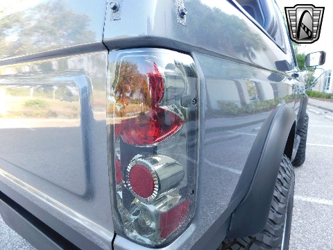 1991 Ford Bronco image 62