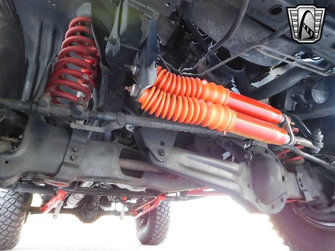 1991 Ford Bronco image 116