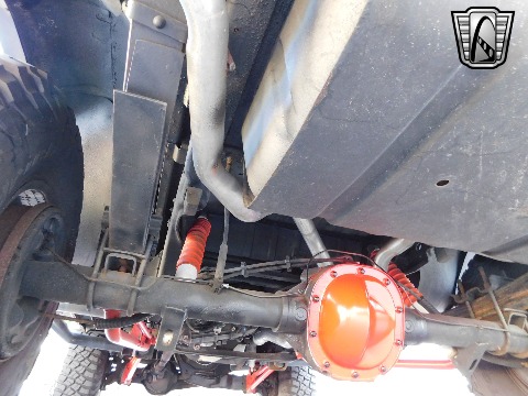 1991 Ford Bronco image 120