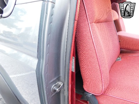 1991 Ford Bronco image 95