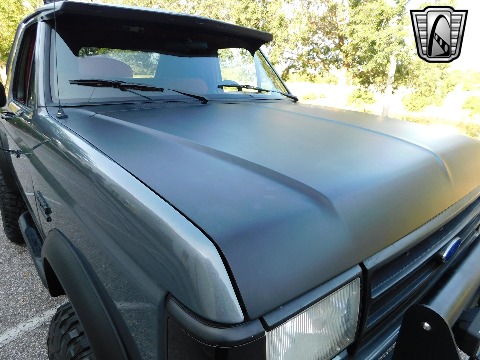 1991 Ford Bronco image 48