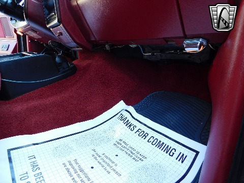 1991 Ford Bronco image 100