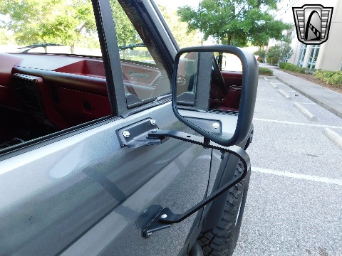 1991 Ford Bronco image 51