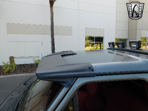 1991 Ford Bronco image 28