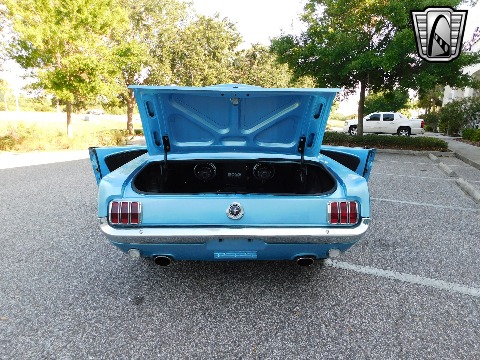 1965 Ford Mustang image 39