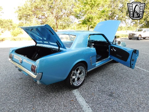 1965 Ford Mustang image 40