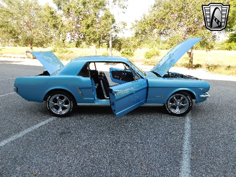 1965 Ford Mustang image 41