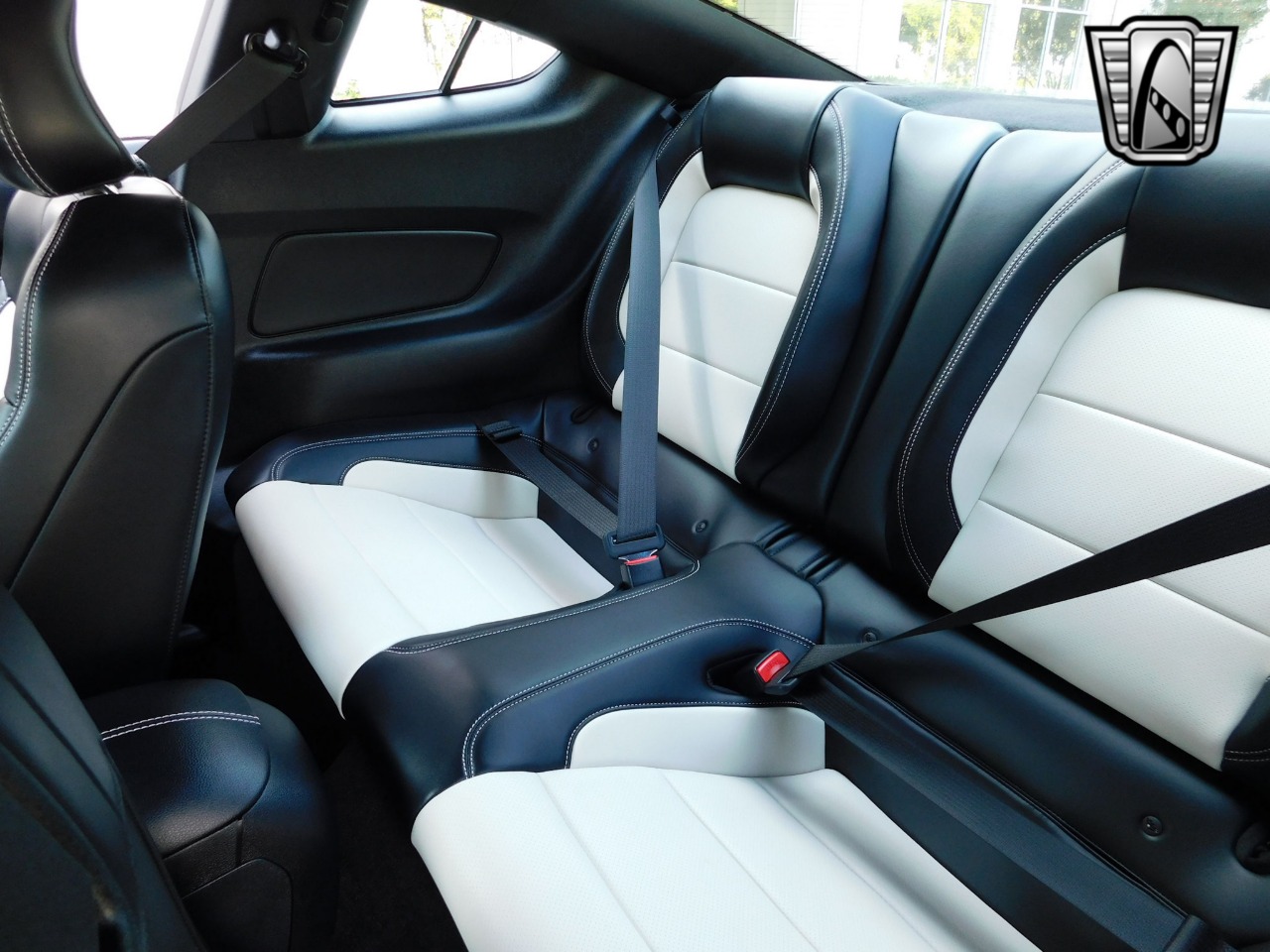 2015 Ford Mustang 14