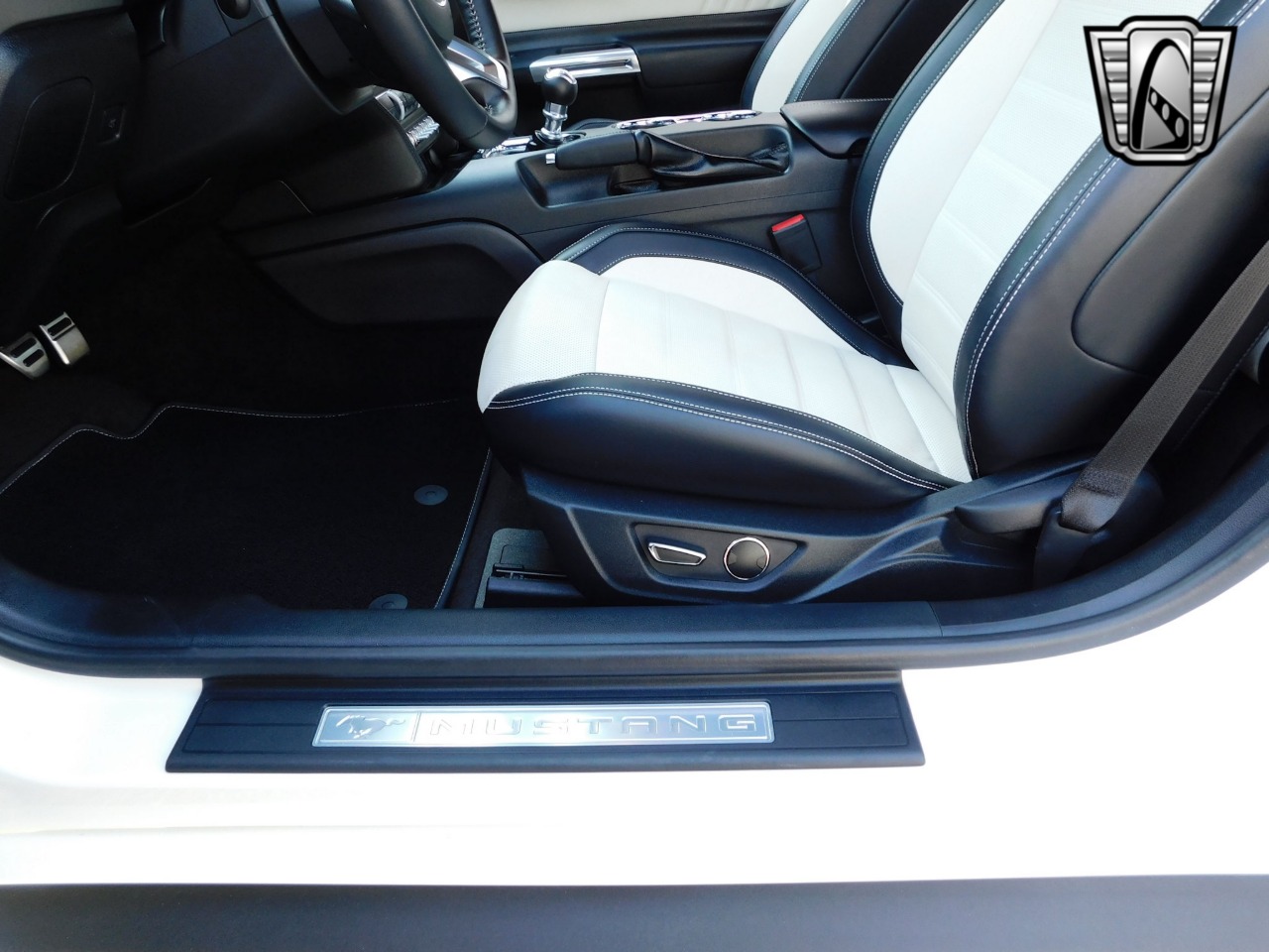 2015 Ford Mustang 80