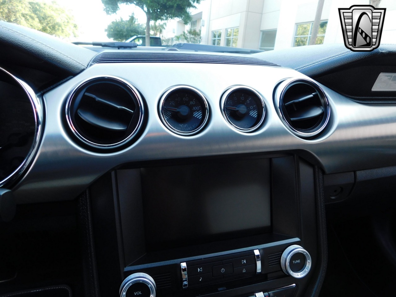 2015 Ford Mustang 86