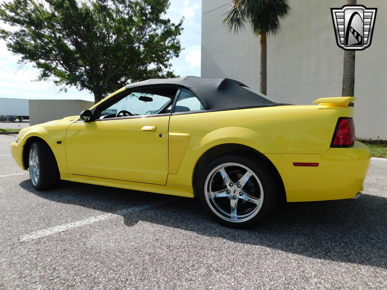 2001 Ford Mustang 33
