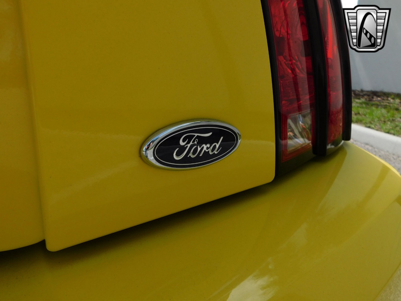 2001 Ford Mustang 54