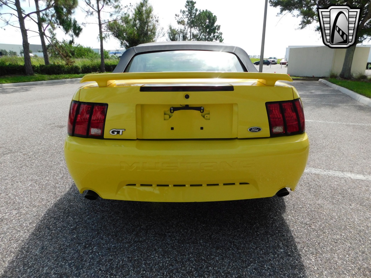 2001 Ford Mustang 35