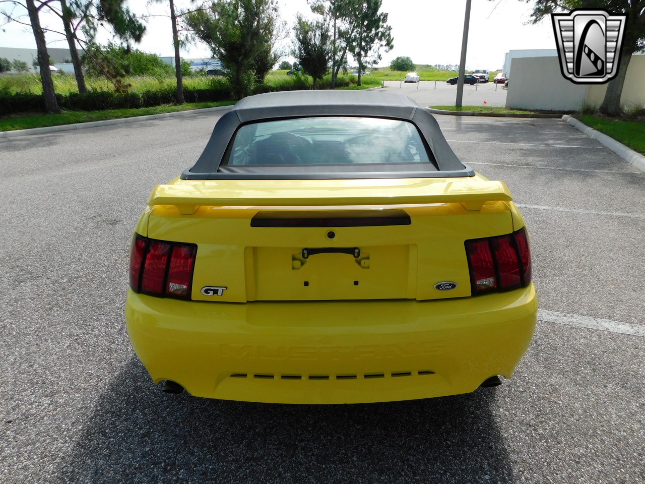 2001 Ford Mustang 36