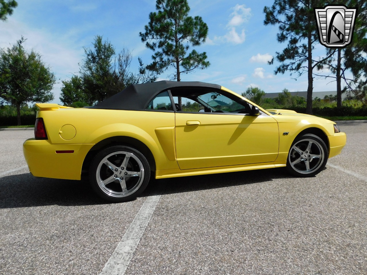 2001 Ford Mustang 40