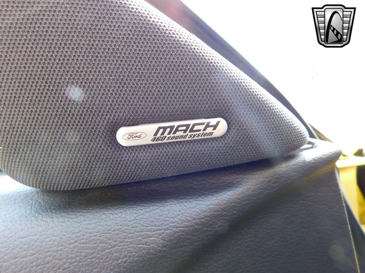 2001 Ford Mustang 98