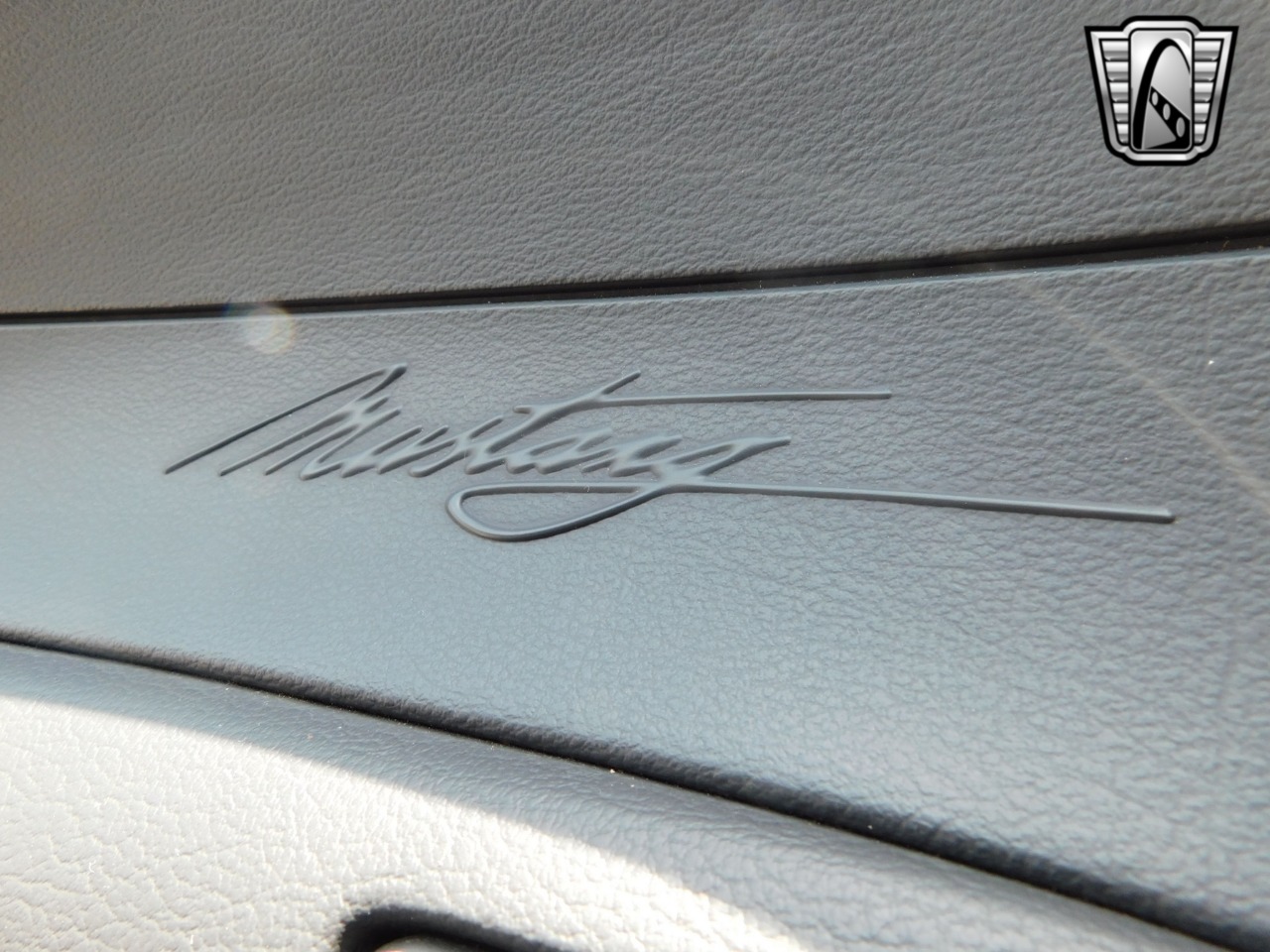 2001 Ford Mustang 99