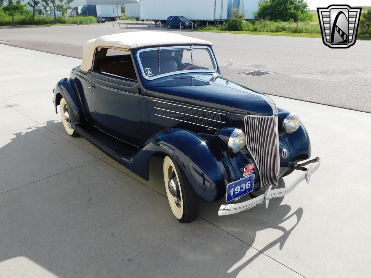 1936 Ford Cabriolet 30