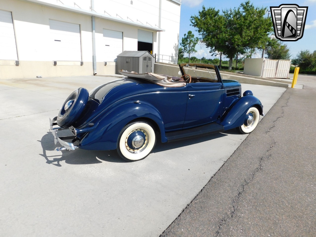 1936 Ford Cabriolet 27
