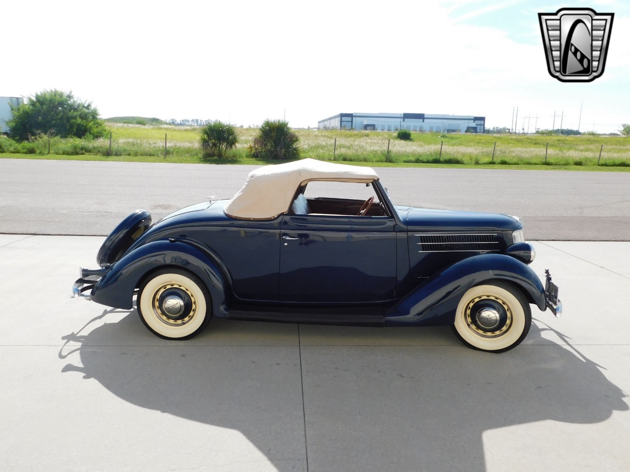 1936 Ford Cabriolet 34