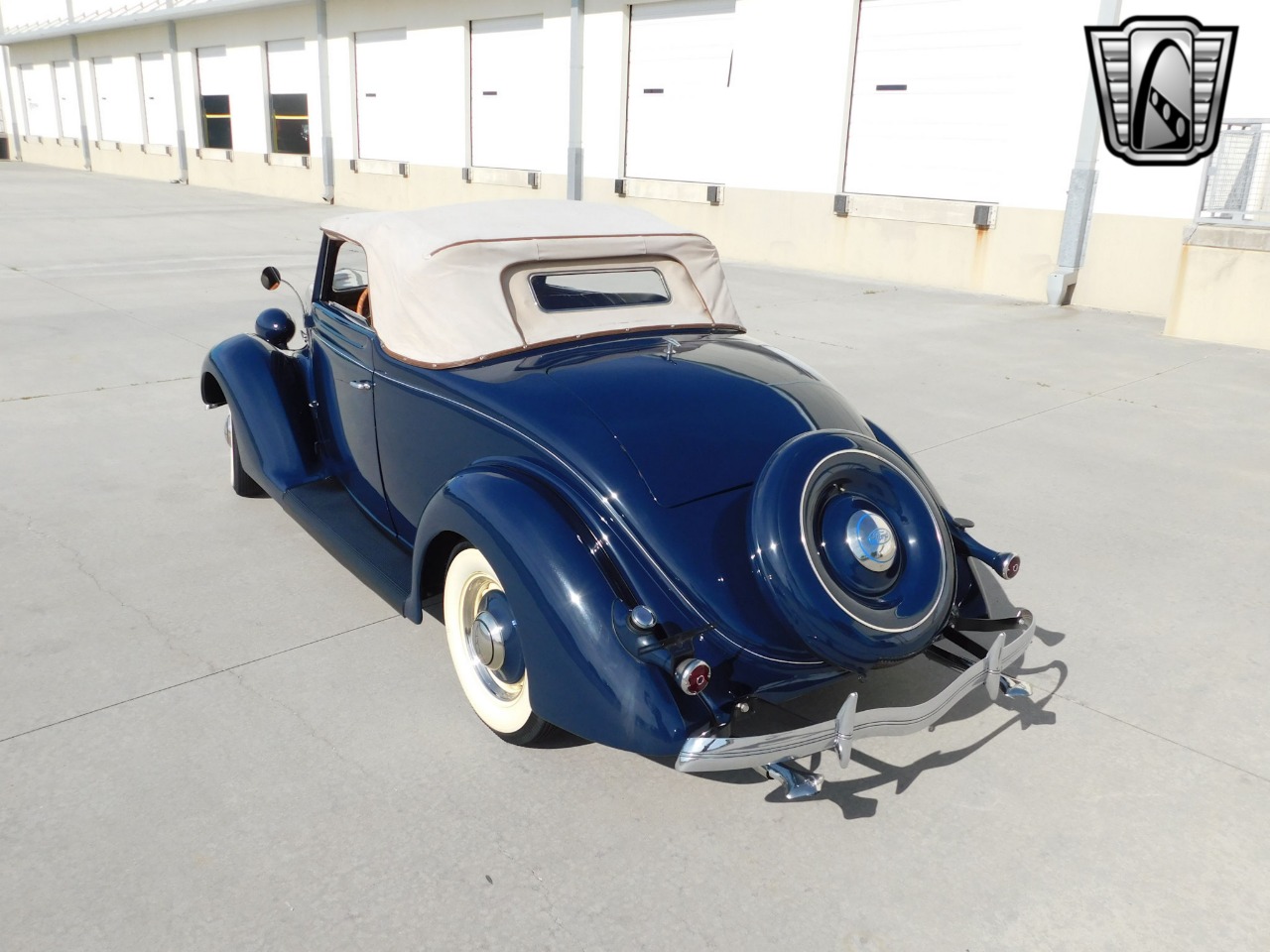 1936 Ford Cabriolet 39