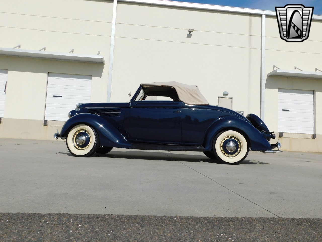 1936 Ford Cabriolet 9