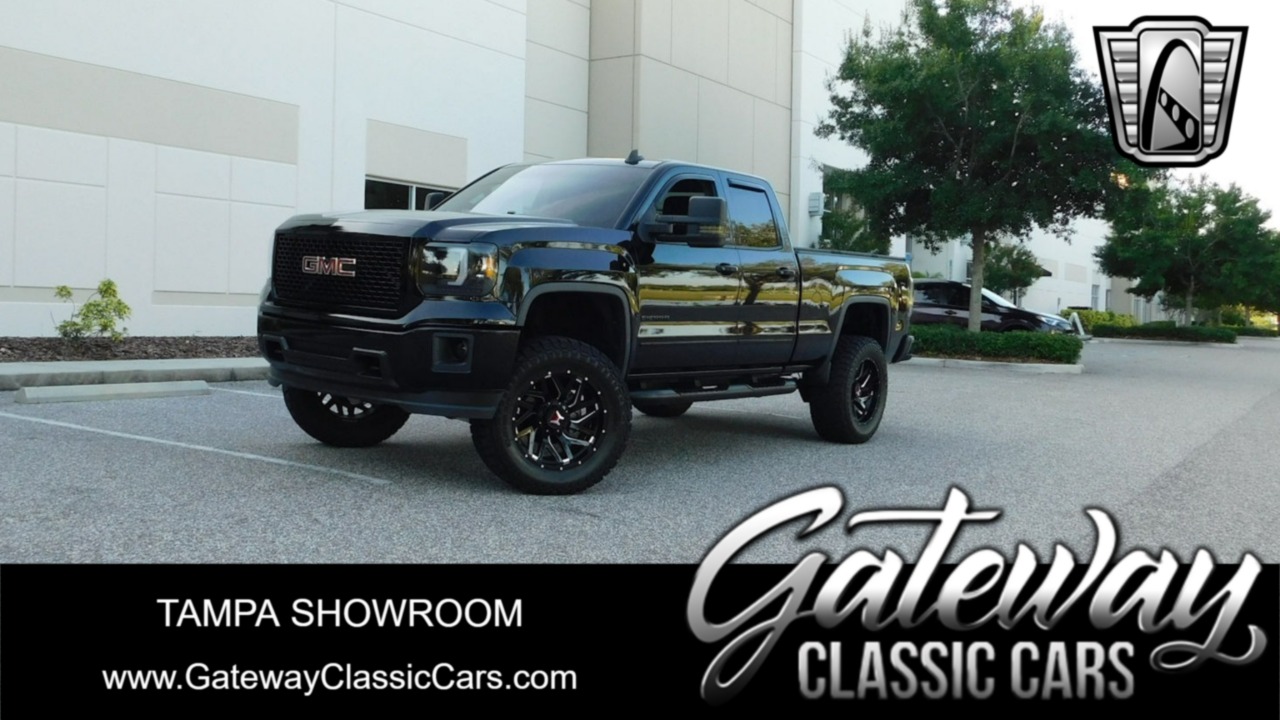 2015 GMC Sierra 1