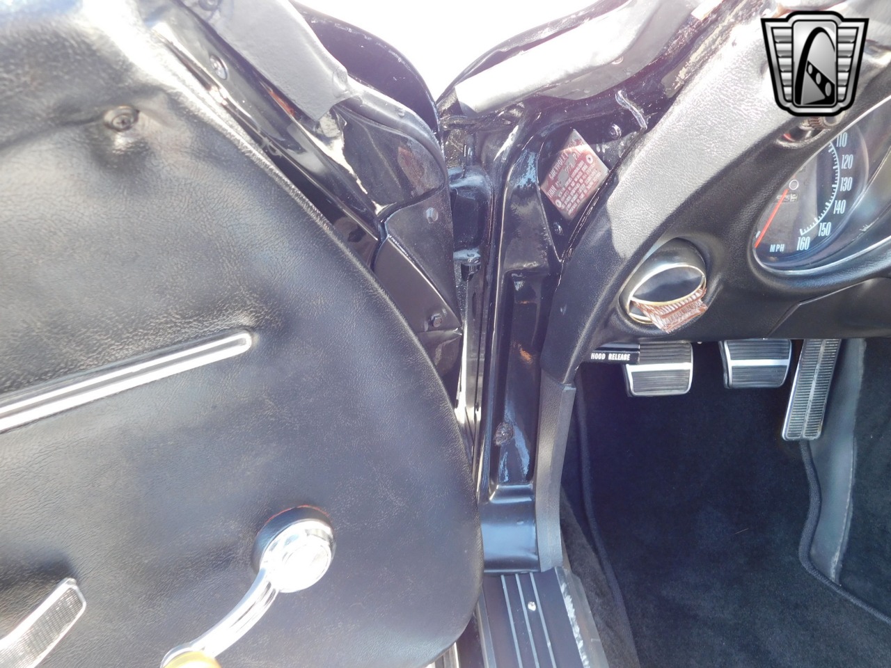 1968 Chevrolet Corvette 43