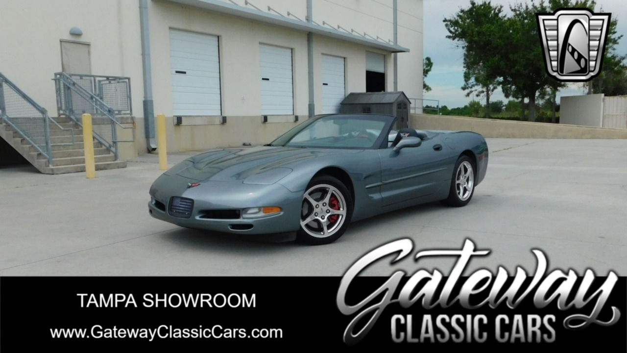 2004 Chevrolet Corvette 1