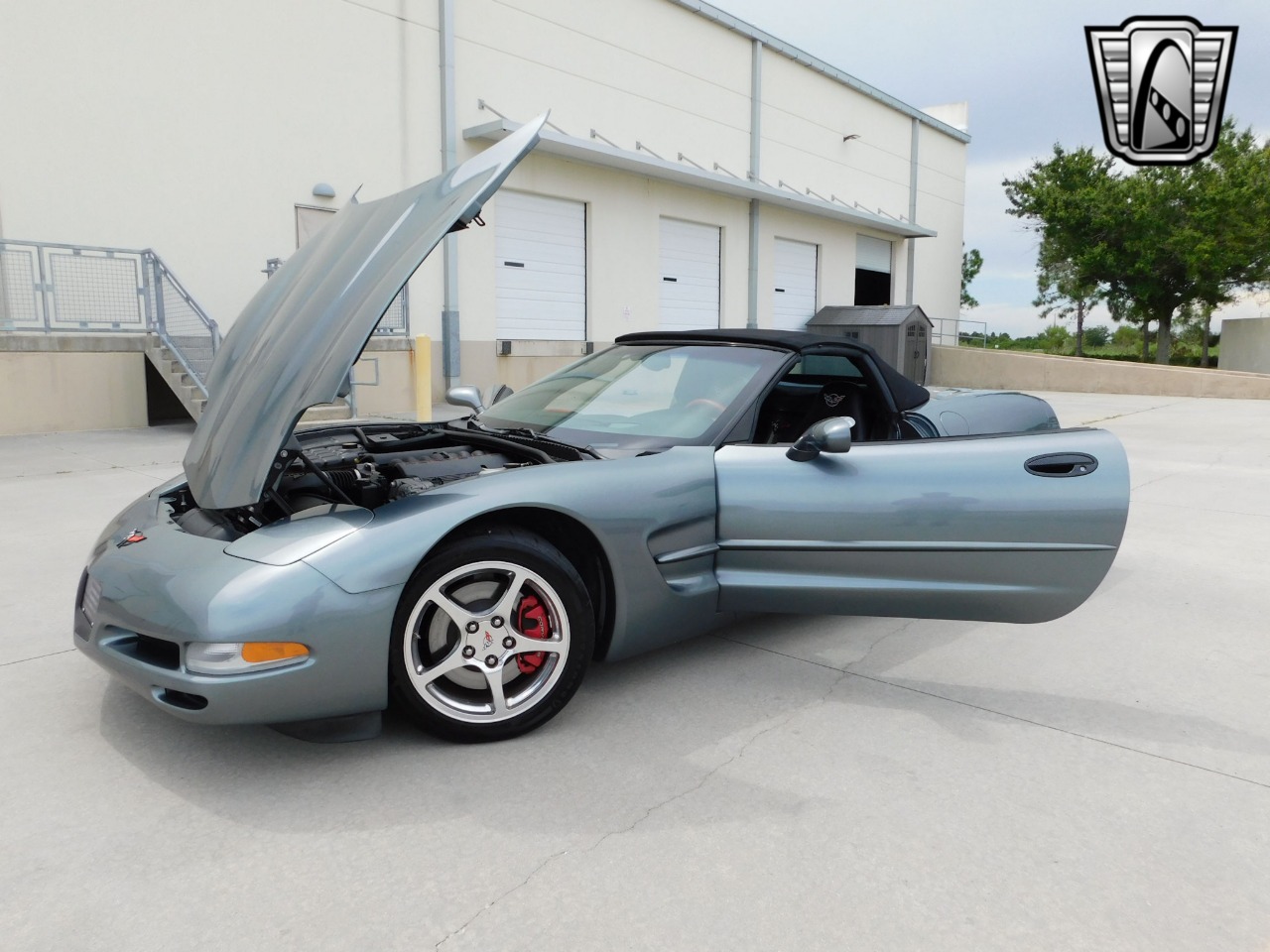2004 Chevrolet Corvette 18